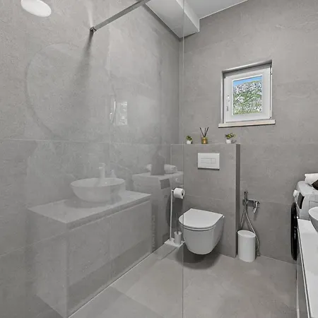 Modern With Jacuzzi & Sea View - Volare Daire Dubrovnik