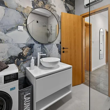Modern With Jacuzzi & Sea View - Volare *