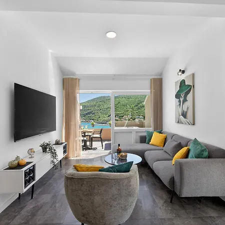 Modern With Jacuzzi & Sea View - Volare